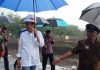 Presiden Joko Widodo saat meninjau proyek Kali Bogel Blitar.