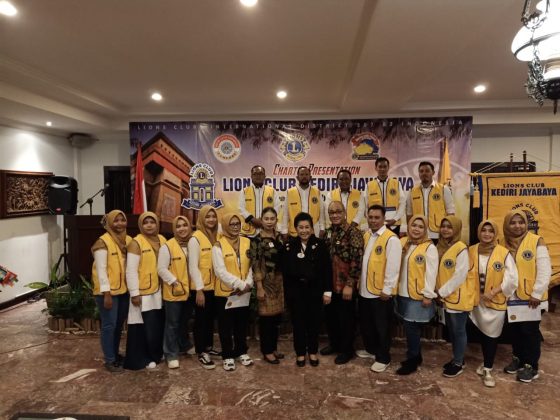 Usung Misi Sosial Lions Club Kediri  Jayabaya Dilantik 