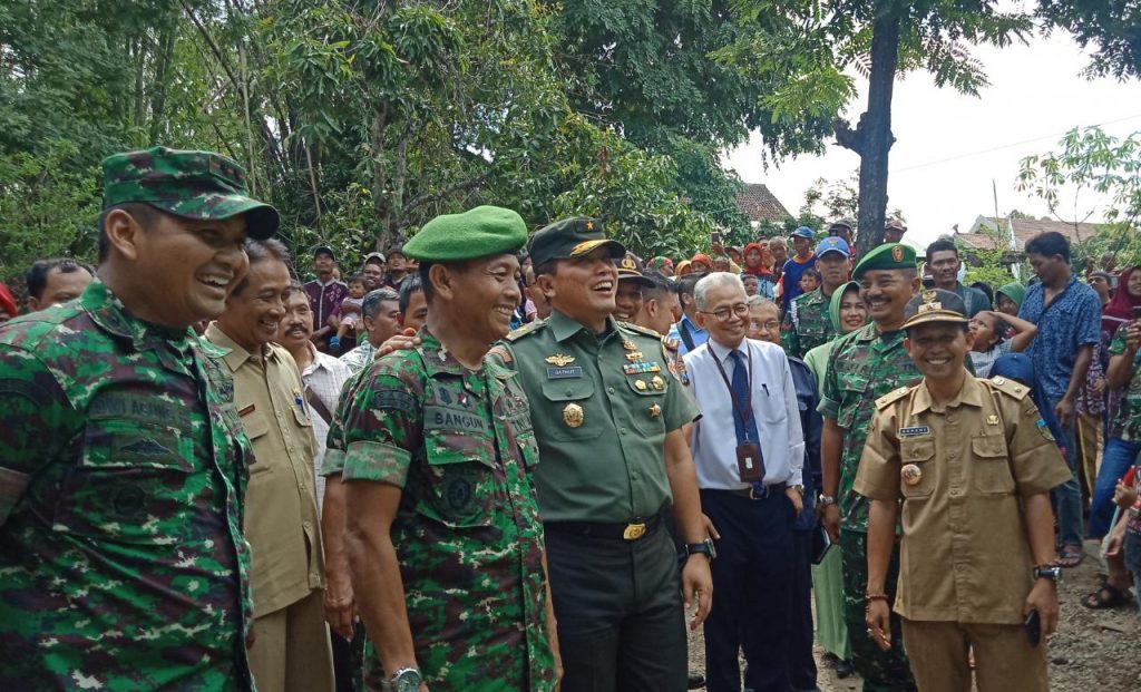 Prajurit TNI di Kediri Sulap Gubug Reot Lami Jadi  Rumah  