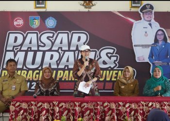 Jelang Lebaran, Mbak Cicha Pimpin Kegiatan Pasar Murah