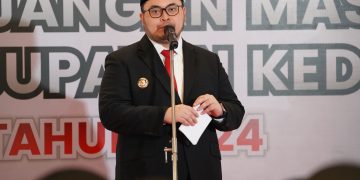 Pesan Mas Dhito untuk Kades di Kediri yang Jabatannya Kini Diperpanjang  