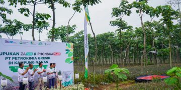 Program Kampung Makmur, Dorong Produktivitas Petani Nanas di Kediri