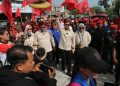 Longmarch dari Gor Bung Karno Kang Marhaen-Trihandy Resmi Daftar ke KPU Kabupaten Nganjuk