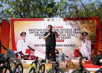 Pemerataan Pembangunan, Mas Dhito Beri BKK 150 Juta Per Desa 