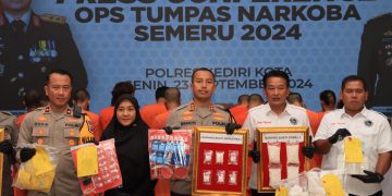 Operasi Tumpas Narkoba , Polres Kediri Kota Tangkap 14 Pengedar Serta Sita Ratusan Gram Sabu dan Ratusan Ribu Pil Dobel L