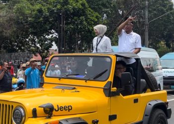 Vinanda – Gus Qowim Konvoi Diiringi 21 Anggota DPRD dan Ribuan Pendukung