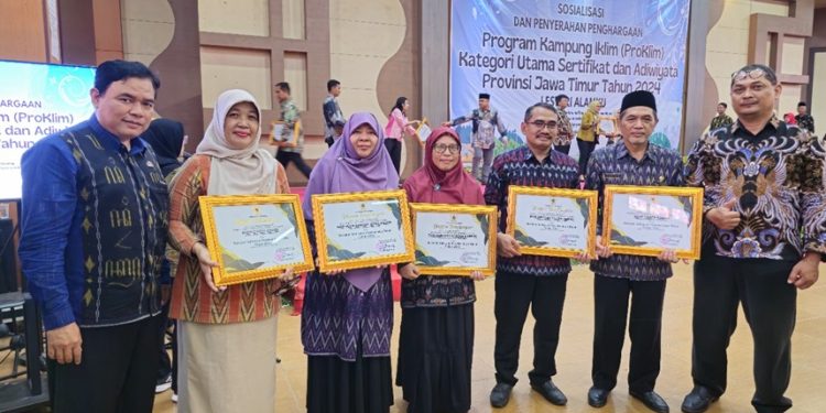 Lima Sekolah Di Kota Kediri Berhasil Sabet Penghargaan Sebagai Sekolah Adiwiyata Tingkat Provinsi