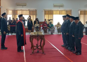 Rapat Paripurna DPRD Kabupaten Kediri Pengucapan Sumpah dan Janji