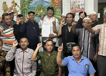 Mas Deny Jawab Keluhan Warga soal Jalan Berlubang dengan Program Pembangunan Dusun