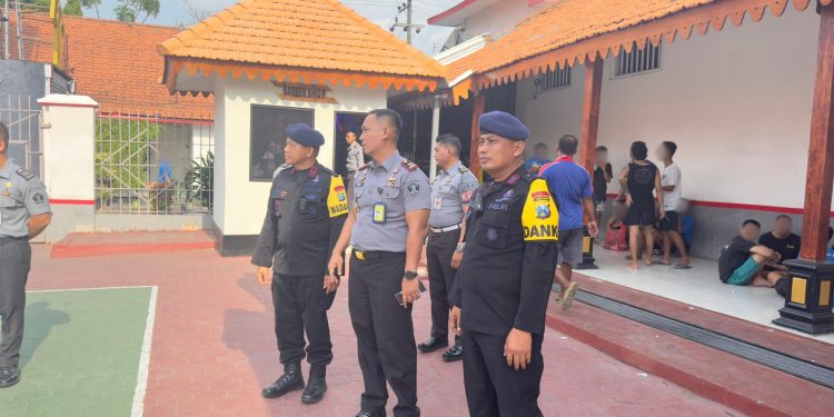 Kalapas Kediri Sambut Kunjungan Komandan Brimob Polda Jatim Sebagai Bentuk Sinergitas Pengamanan