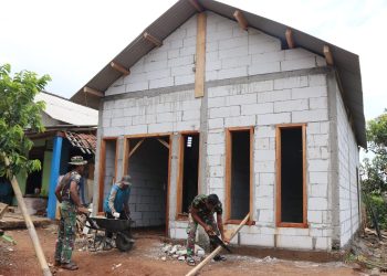 Sas Fisik RTLH TMMD 122 Kodim 0809/Kediri Rumah Rudi Santoso Capai 80 Persen