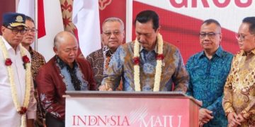 Resmikan Bandar Udara Dhoho Menko Marves Rasakan Kenyamanan di Wilayah Mataraman