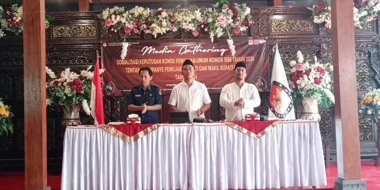 KPU Kabupaten Kediri Sosialisasikan  Tahapan Kampanye Debat Pasangan Calon Bupati Dan Wakil Bupati Kediri