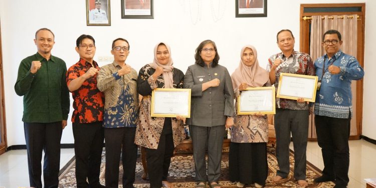 Tiga Pasar Kota Kediri Dapat Penghargaan Pasar Tertib Ukur, Pj Wali Kota Kediri Beri Apresiasi