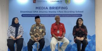 PSF dan Pemkab Kediri Kembangkan SMA Dharma Wanita 1 Pare Boarding School