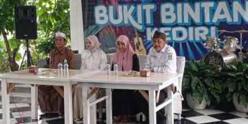 H. Soenarko Didampingi Erita Hibahkan Tanah Untuk Dibangun SLB Negeri di Kota Kediri