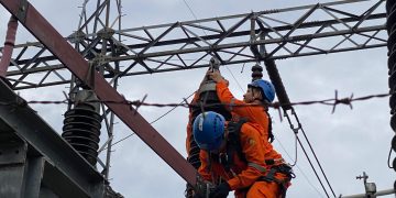 JELANG NATAL DAN TAHUN BARU, PLN UPT BOGOR PERSIAPKAN KONDISI INSTALASI ANDAL MELALUI PEMELIHARAAN RUTIN