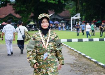 Wali Kota Kediri Vinanda Prameswati Curi Perhatian di Lokasi Pemberangkatan Retret Magelang