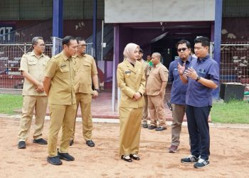 Tinjau Stadion Brawijaya, Wali Kota Kediri Vinanda Siapkan Rencana Perbaikan