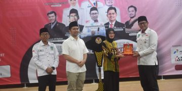 Wali Kota Kediri Mbak Vinanda dan Wakil Gubernur Jawa Timur Hadiri Pelantikan PD KAMMI Kediri Raya dan Milad KAMMI Ke-27