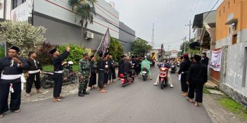 PSHT Unit Semampir Gelar Safari Ramadan, Bagikan Ratusan Takjil untuk Masyarakat