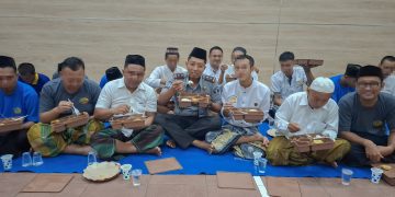 Ajak WBP Bukber, Kalapas Kediri Pererat Kebersamaan