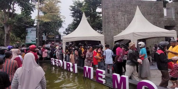 IKASAPTA Kota Kediri Kembali Turun ke Jalan Berbagi Kebahagiaan Dibulan Ramadhan