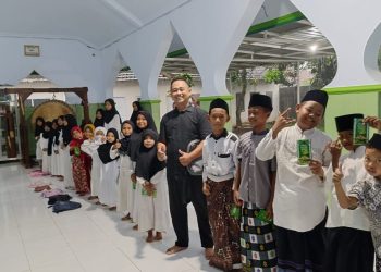 Berbagi Kebahagiaan Ramadhan, CV Rahayu Wijaya Bagikan Santunan Kepada Anak Yatim Piatu