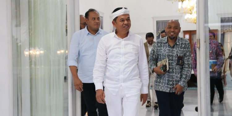 Gubernur Jawa Barat Apresiasi Langkah Cepat PLN Tangani Kondisi Kelistrikan Pasca Bencana Banjir Bekasi dan Longsor Sukabumi