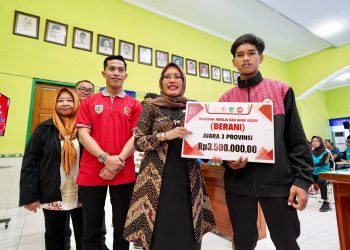 Pemkab Kediri Beri Beasiswa Puluhan Atlet