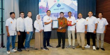 Dinilai Permudah Perijinan, Mas Dhito Peroleh Penghargaan Dari REI