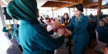 Mbak Cicha Apresiasi Kader PKK yang Telah Mengabdi Puluhan Tahun