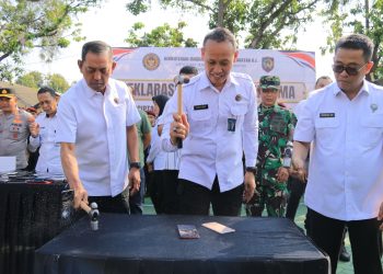 Kanwil Ditjen Pemasyarakatan Jawa Timur Deklarasikan Komitmen Bersama Wujudkan Lapas dan Rutan Bersih dari Narkoba dan HP Ilegal