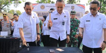 Kanwil Ditjen Pemasyarakatan Jawa Timur Deklarasikan Komitmen Bersama Wujudkan Lapas dan Rutan Bersih dari Narkoba dan HP Ilegal