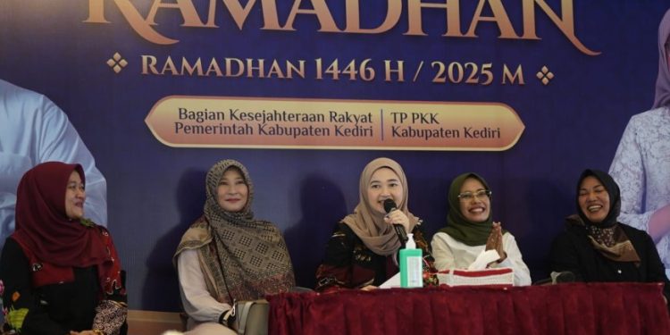Tausiyah Ramadan, Mbak Cicha Sebut Keluarga sebagai Pilar Ketahanan Bangsa