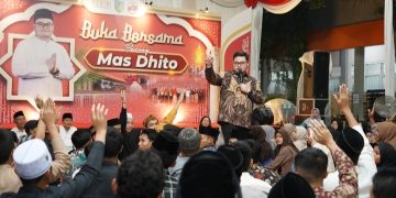 Didampingi Mbak Cicha, Mas Dhito Beri Motivasi Siswa SMA Dharma Wanita Boarding School