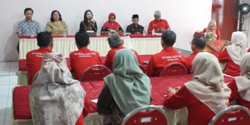 Mbak Cicha Perjuangkan Kesejahteraan Guru SMA Dharma Wanita dalam Rencana Integrasi ke Sekolah Rakyat