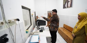 Menuju Rumah Sakit Rujukan, Mas Dhito Cek 3 Gedung Baru RSKK