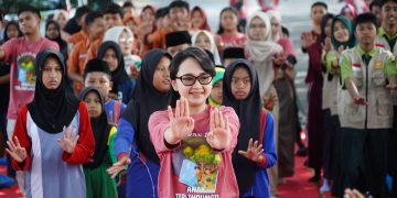 Pesan Mbak Cicha di Hari Anak Nasional: Bijak Menggunakan Gadget dan Berselancar di Internet