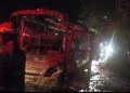 Malam Mencekam di Sukomoro Nganjuk, Bus dan Motor Dilalap Api Usai Tabrakan