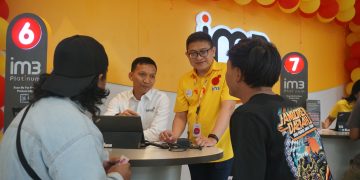 Harpelnas 2025, Indosat Region Jatim Beri Kejutan Hadiah untuk Pelanggan Setia