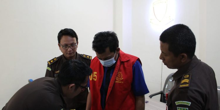 Kades Dadapan Resmi Jadi Tersangka Korupsi Rp 1 Miliar, Ditahan Kejari Nganjuk