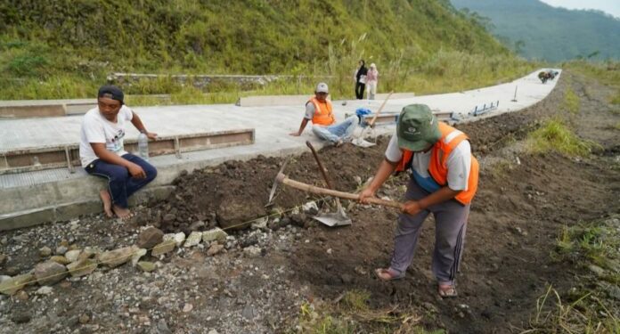 Bupati Kediri Dorong Kelanjutan Infrastruktur Akses Wisata Kawah Kelud