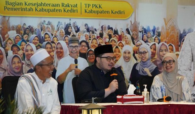 Dedikasi Tanpa Pamrih, Kader PKK Kediri Dapat Hadiah Belanja Gratis dari Mas Dhito