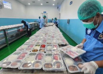 Pagu MBG Turun Jadi Rp268 Triliun, Program Makan Gratis Tetap Berjalan