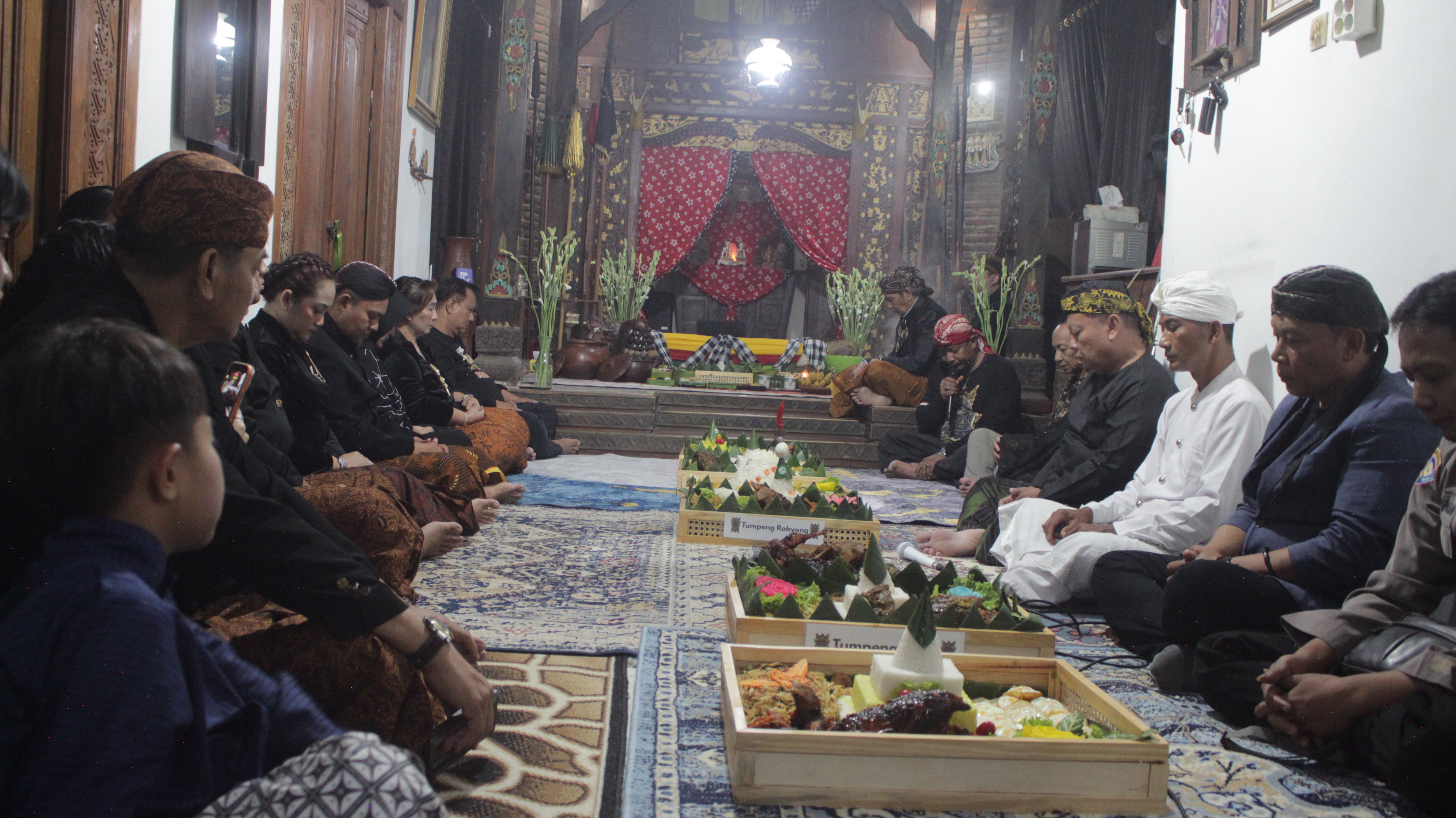 Nguri-uri Budaya Jawa, Paguyuban Pirukunan Triloka Gelar Jamasan Pusaka dan Ruwatan Massal