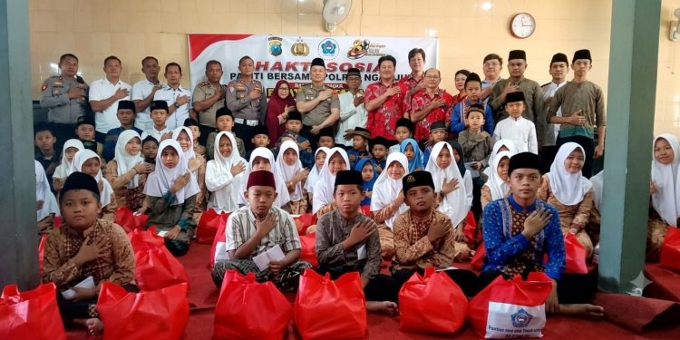 Peringati HUT Bhayangkara ke-80, PSMTI Bersama Kapolres Nganjuk Gelar Baksos di Panti Asuhan Al-Ikhlas