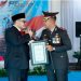 Bupati Kediri Terima Penghargaan pada Peringatan HUT Bhayangkara ke-80