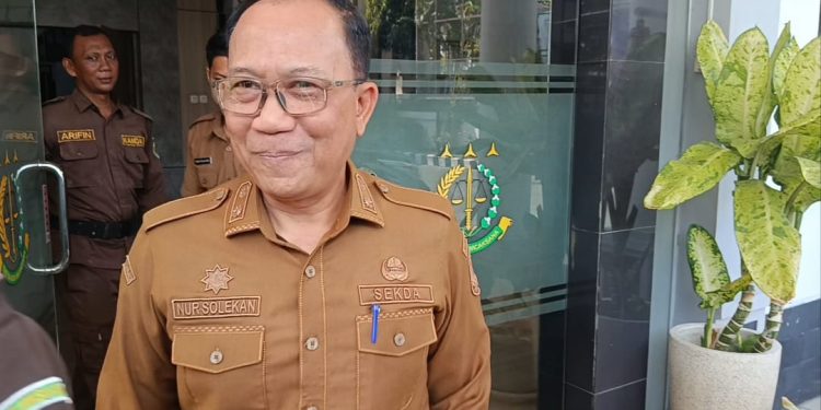 Sekda Nganjuk Nur Solekan Diperiksa Kejari Terkait Dugaan Korupsi Bendungan Margopatut