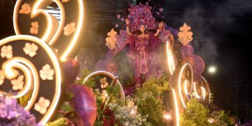 PT Gudang Garam Tbk Tampilkan “KERAJAAN BUNGA ANGGREK” Pada Dhoho Night Carnival 2026